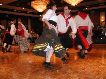 The dancers of Philadelphias Vivaci lead la Tarantella Montevergine (2002)